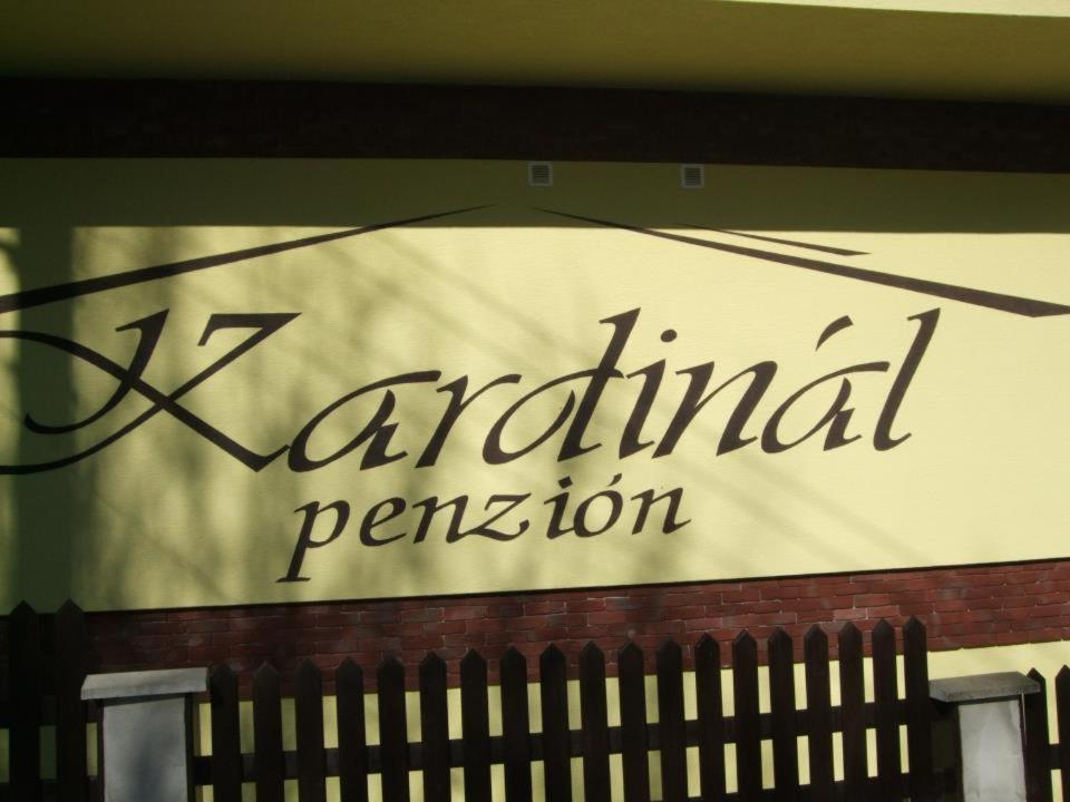 Penzion Kardinal Velke Uherce Exterior photo